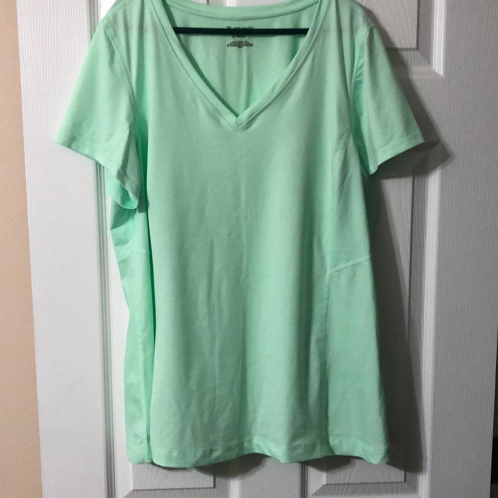 Tek Gear mint green shirt size 1x